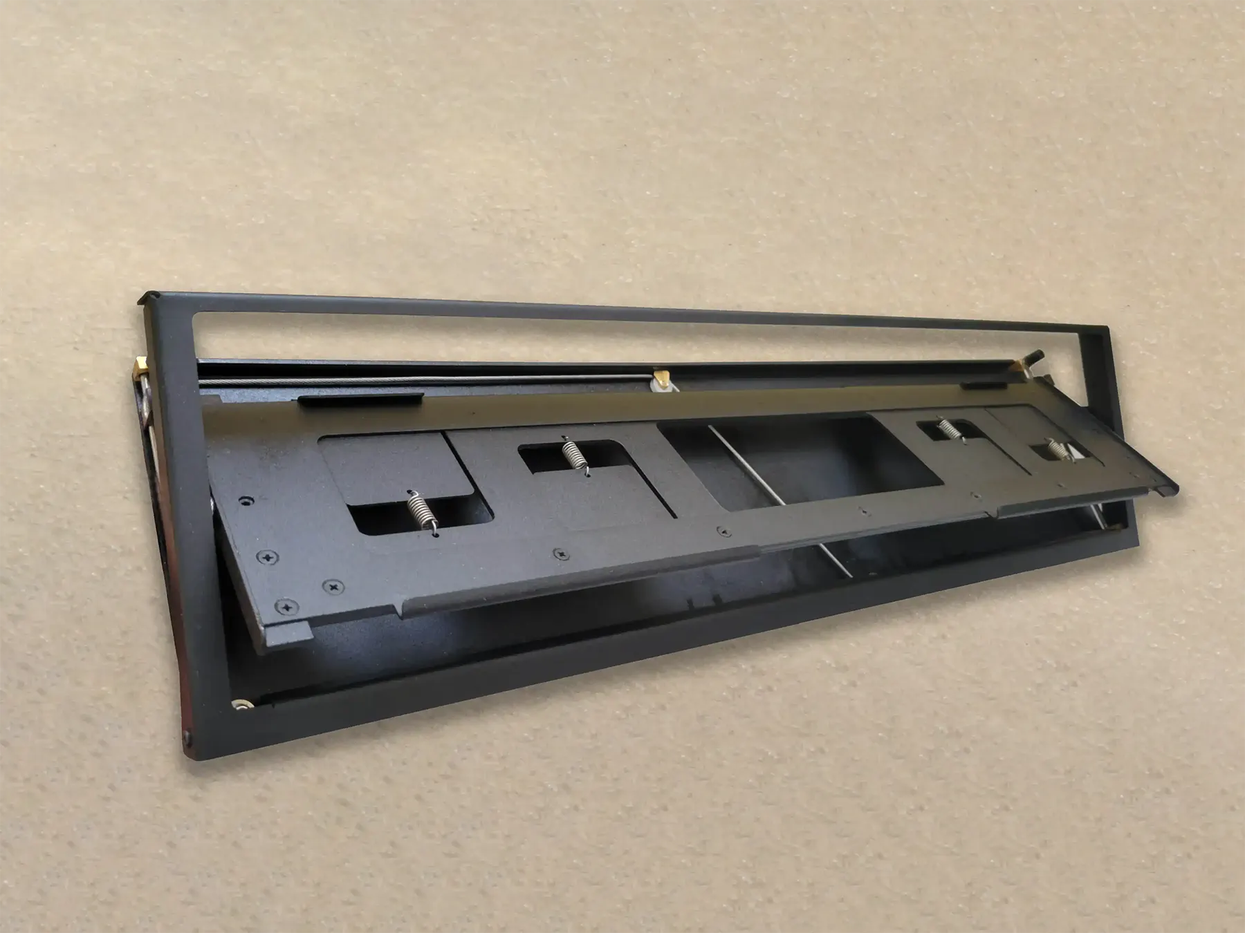 black-frame